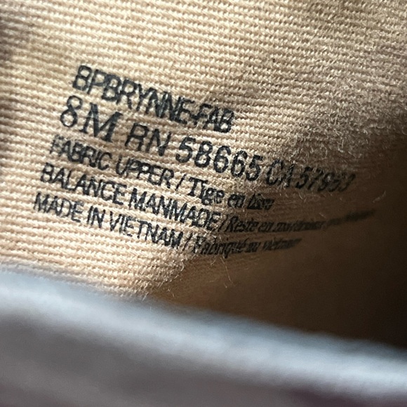 BP Women's Grey Suede Heeled Ankle Booties size 8 - Picture 8 of 8